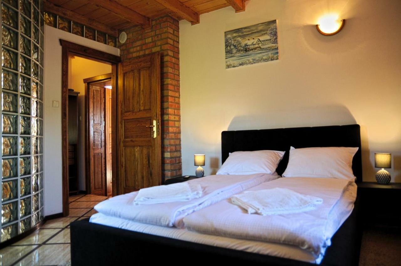 Villa Dom Na Wodzie Mazury à Dzwierzuty Extérieur photo